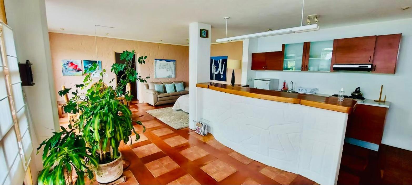 El Crater Guest House San Antonio  Exterior foto